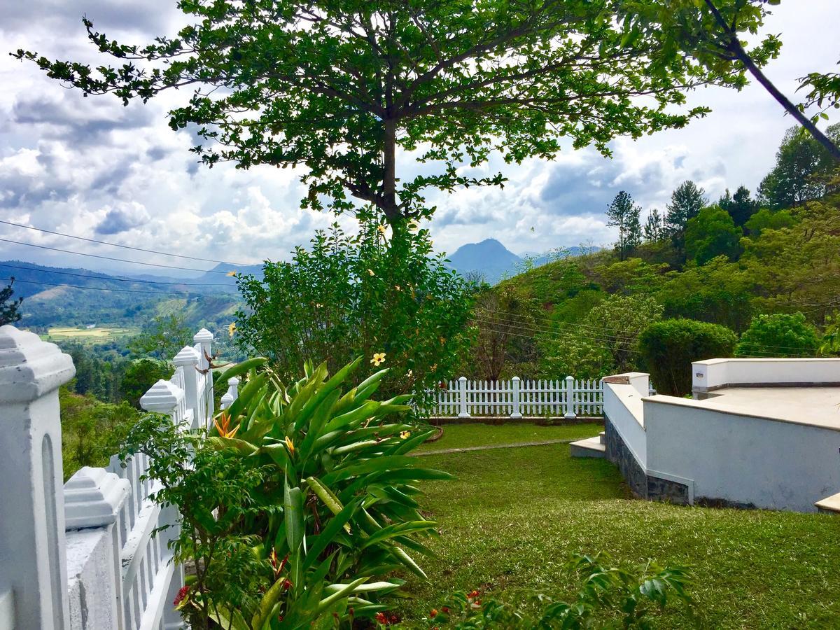 Amandari Holiday Villa Gelioya Exterior foto