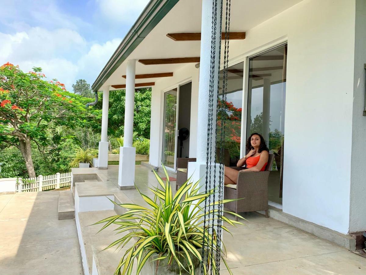 Amandari Holiday Villa Gelioya Exterior foto