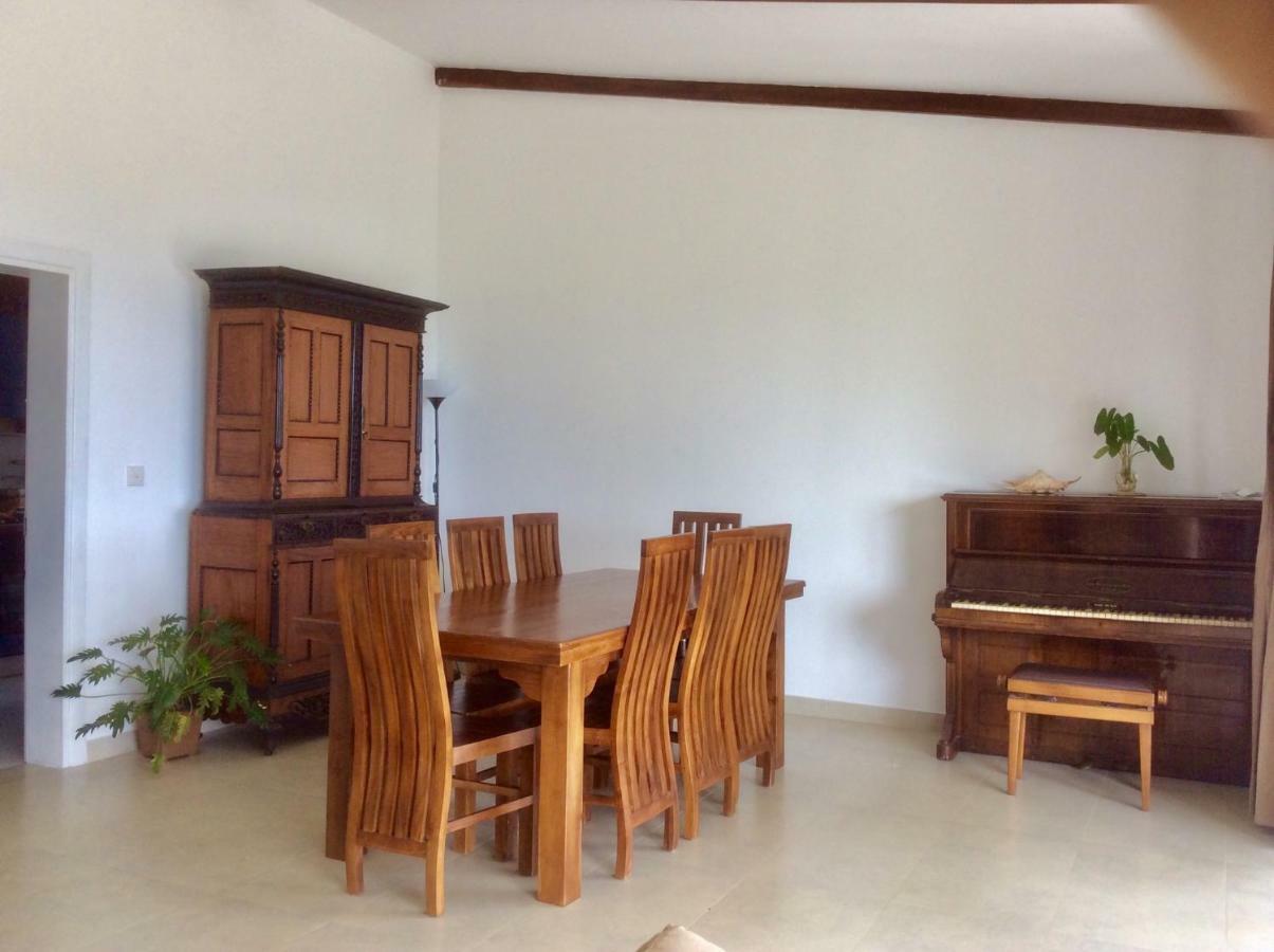 Amandari Holiday Villa Gelioya Exterior foto